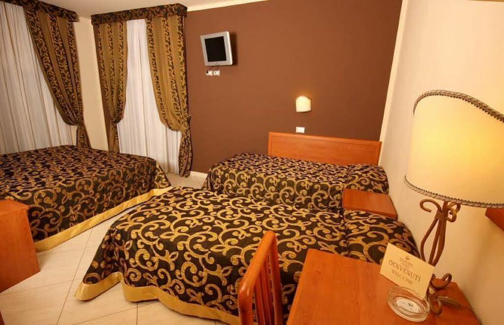 Hotel Del Borgo Bologna Esterno foto